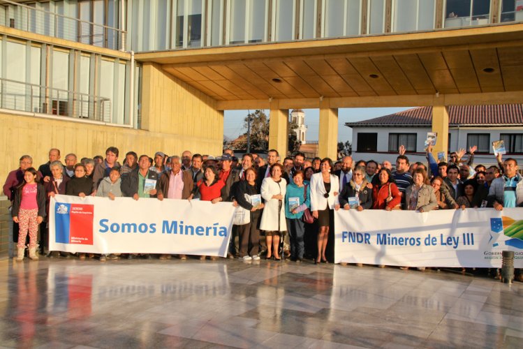 Ministra Williams da el vamos a la postulación de los Fondos de Implementación FNDR “Mineros de ley III”