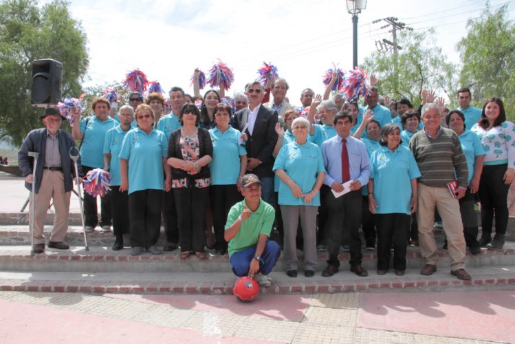 Adultos mayores de Monte Patria disfrutan del deporte recreativo gracias a fondo del Gobierno Regional