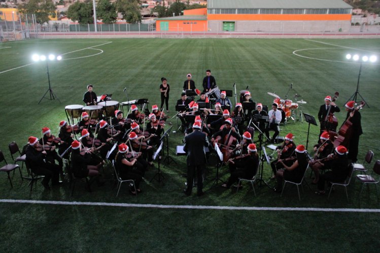 Exitoso concierto navideño en Punitaqui regalaron jóvenes de bandas y orquestas apoyadas por el Gobierno Regional