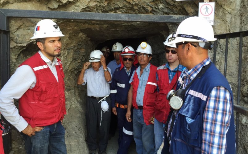 En Illapel capacitan en seguridad minera a 100 pequeños mineros de la provincia