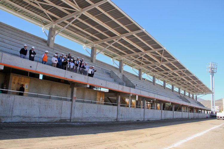 Nuevo estadio de Ovalle presenta un avance del 50%