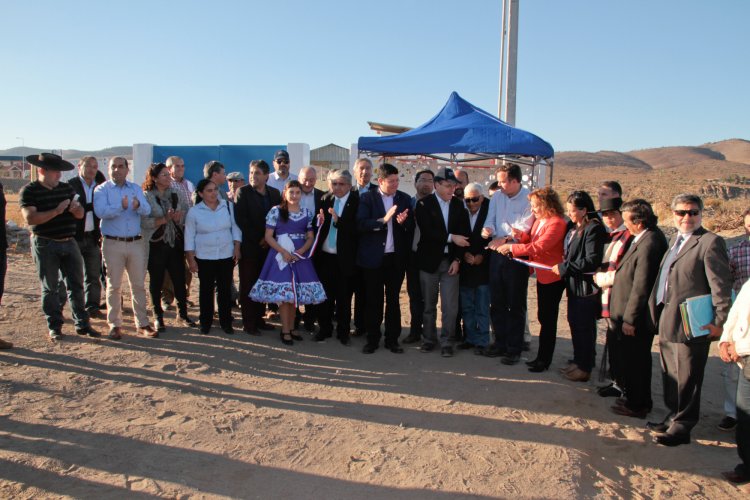 Inauguran suministro de agua potable en localidades rurales de Ovalle