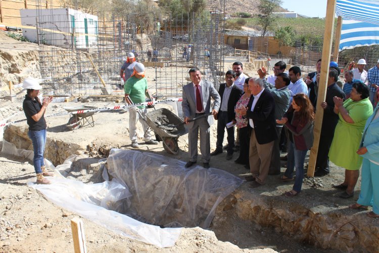 Ponen primera piedra para esperada reposición de Escuela Básica Los Morales en Monte Patria