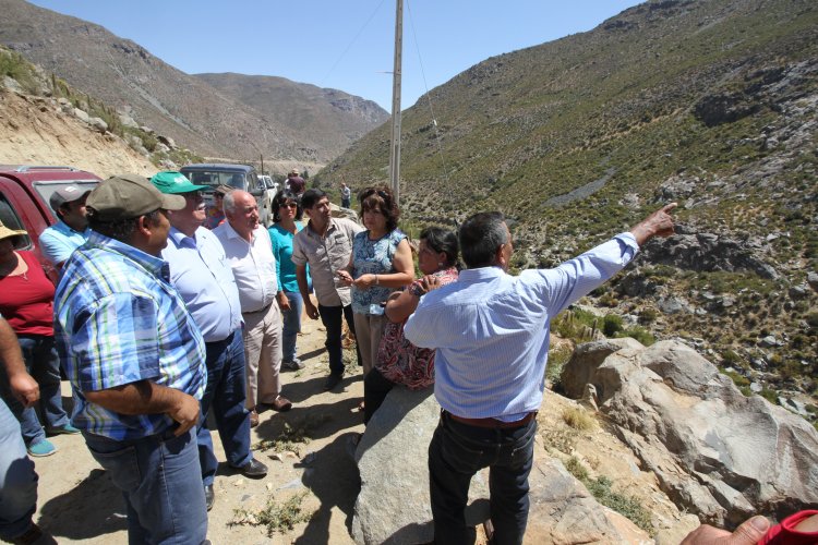 CORE busca solución con vecinos de El Durazno sobre futuro embalse La Tranca en Combarbalá