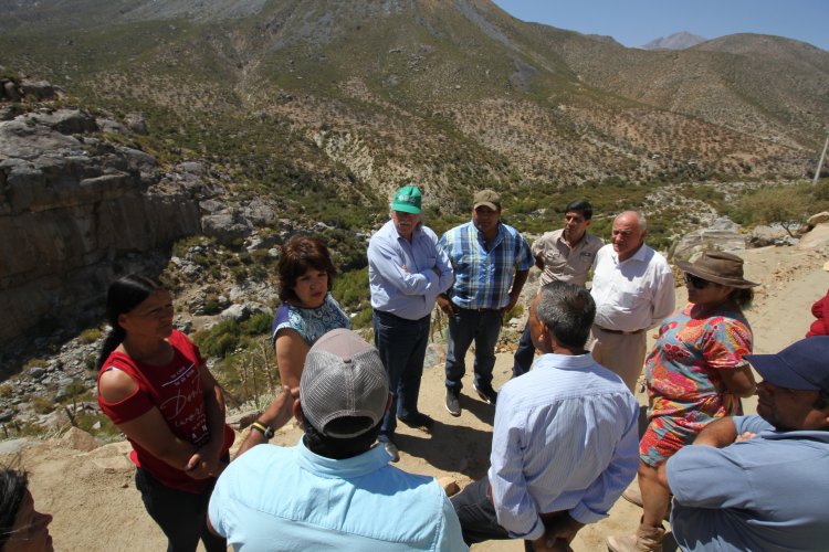 CORE busca solución con vecinos de El Durazno sobre futuro embalse La Tranca en Combarbalá