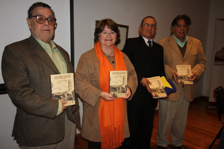 Reeditan libro que repasa la historia del emblemático Liceo Gregorio Cordovez