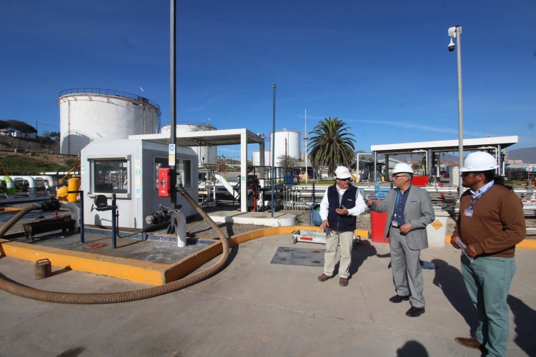 CORE visita planta de almacenamiento y distribución de Copec en Guayacán para fiscalizar protocolos de seguridad