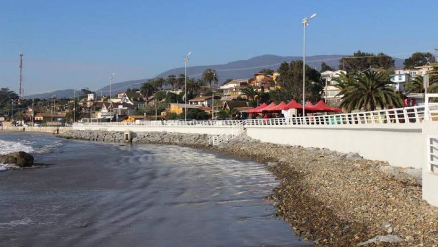 Cores apuran término del proyecto de Mejoramiento del Paseo Sur de la Costanera de Los Vilos