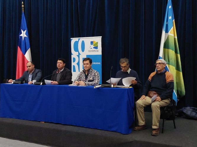 Regantes y alcalde de Combarbalá acuden al CORE para analizar y repotenciar proyecto de embalse Murallas Viejas