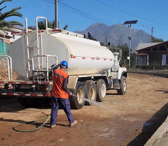 Obras de normalización de alcantarillado en Caimanes llega al 30%