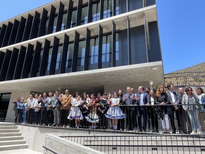 Entregan oficialmente las obras de renovada Escuela Básica de Canela Alta a Municipalidad de Canela