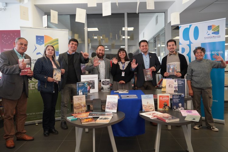 23 libros de autores regionales fueron entregados a la Biblioteca Gabriela Mistral