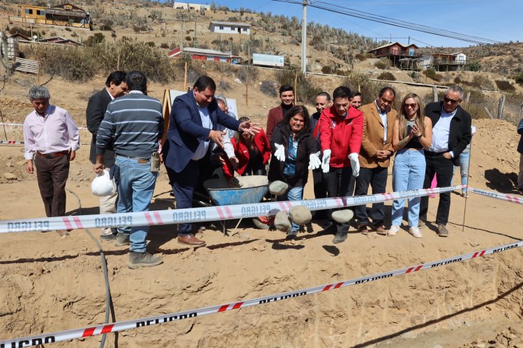 Gobierno Regional impulsa desarrollo en Canela con más de $575 millones en obras para sectores rurales Gobierno Regional impulsa desarrollo en Canela con más de $575 millones en obras para sectores rurales