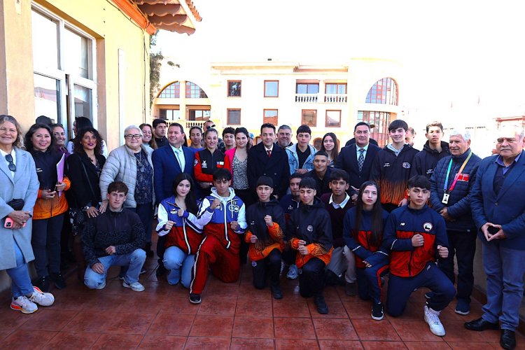 Impulsan sueños olímpicos con histórica premiación a deportistas de alto rendimiento Impulsan sueños olímpicos con histórica premiación a deportistas de alto rendimiento